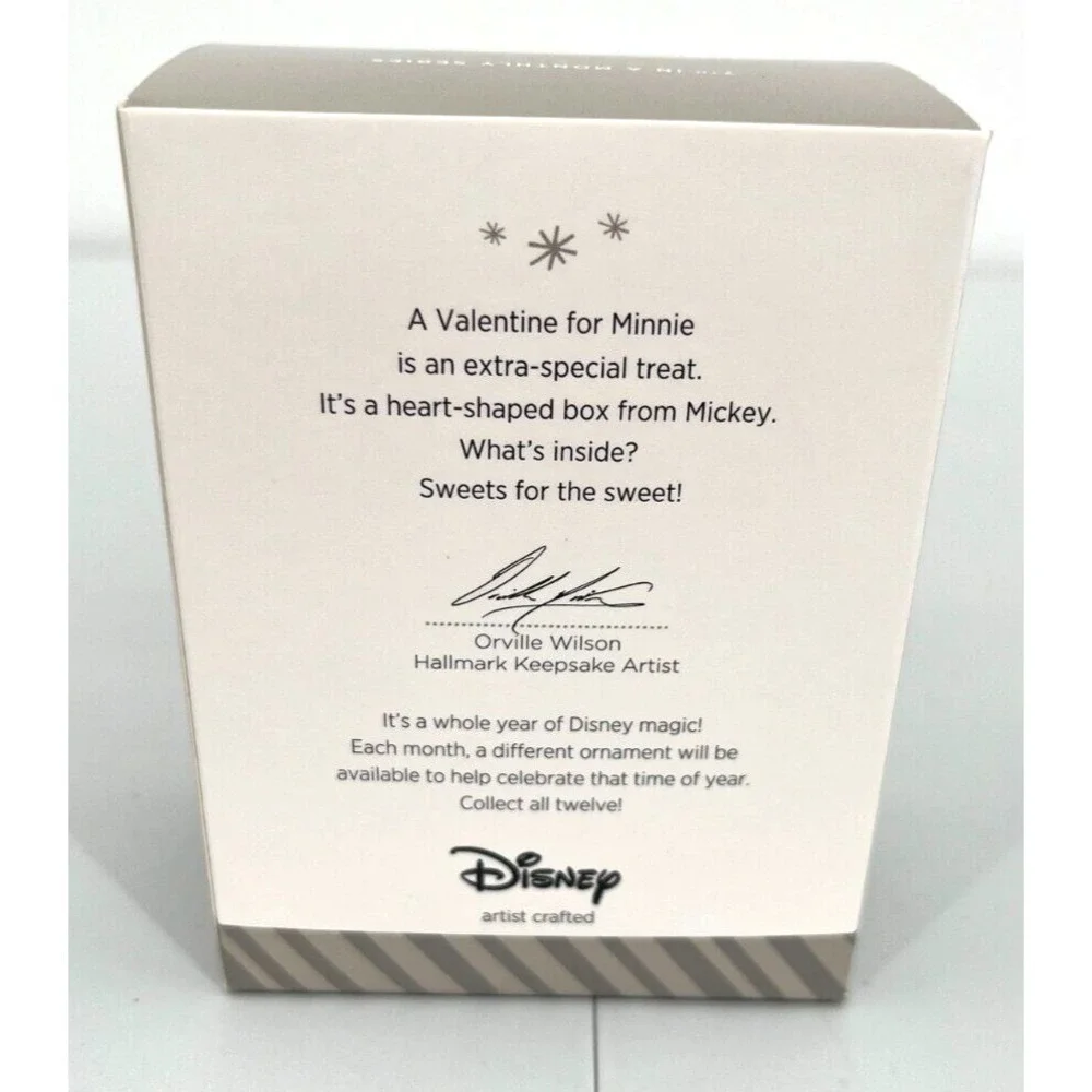 Hallmark Keepsake Ornament A YEAR‎ OF DISNEY MAGIC - SWEETS FOR THE SWEET